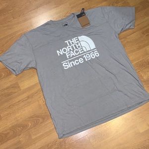 NWT The North Face Field TB Tee T-Shirt, Gray, XL